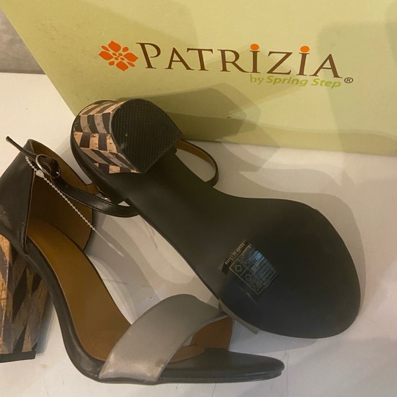 Patrizia gray leather 3” block heel sandals with multi volt heels size 9 NIB - Picture 6 of 7